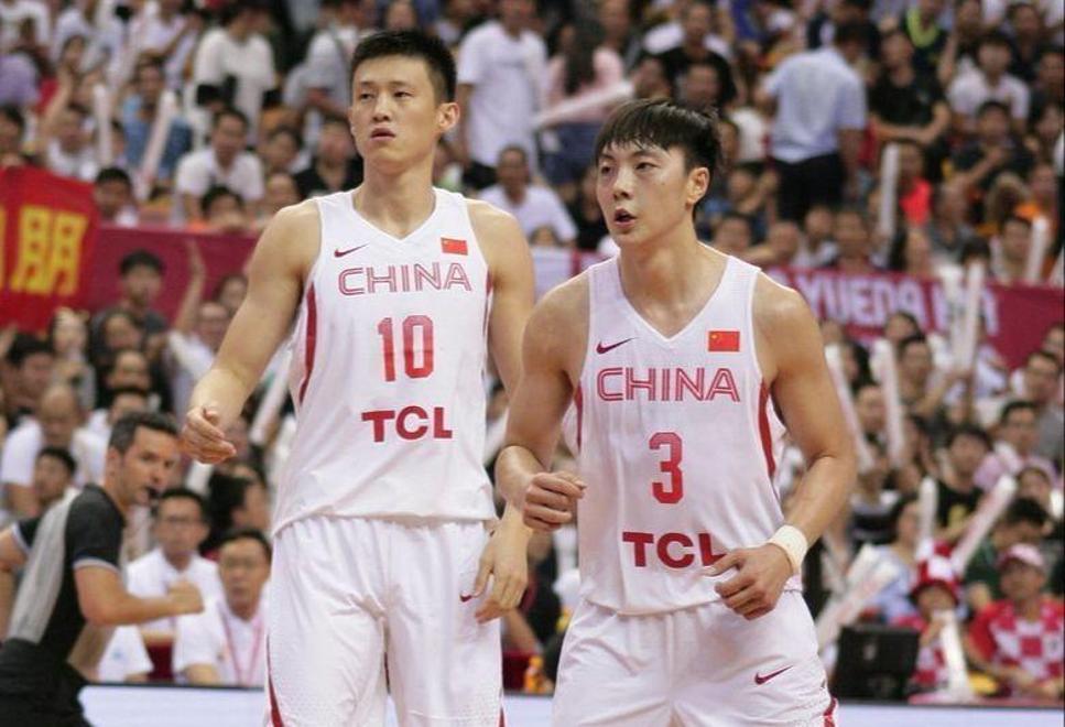 包含男篮亚预赛集锦：周鹏16分，中国力克日本的词条